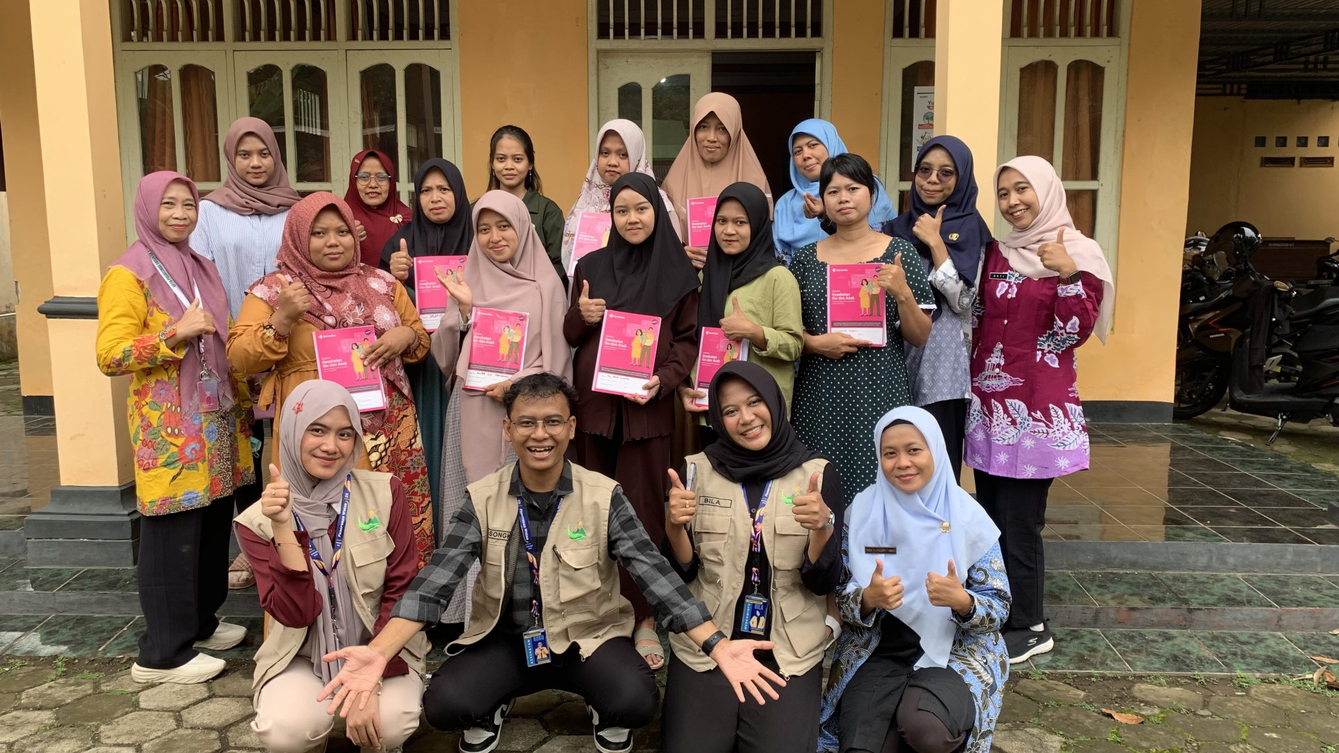 Pendampingan posyandu dan sosialisasi stunting terhadap ibu hamil di desa penerusan wetan