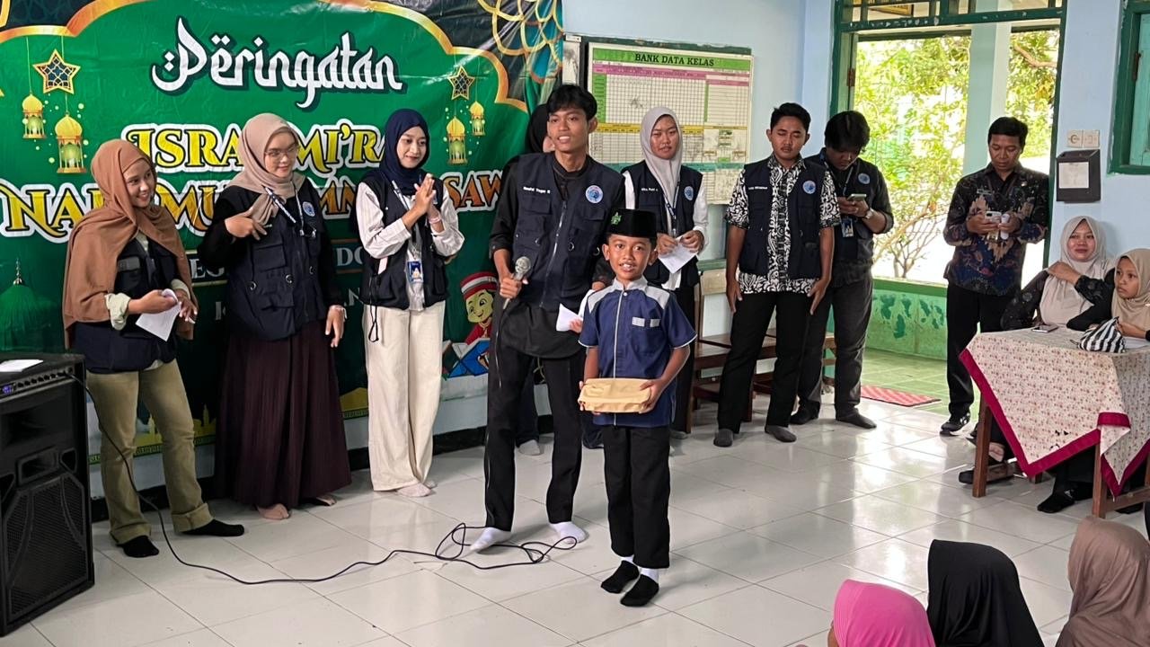 Peringatan Isra Mi’raj di SDN 1 Dondong