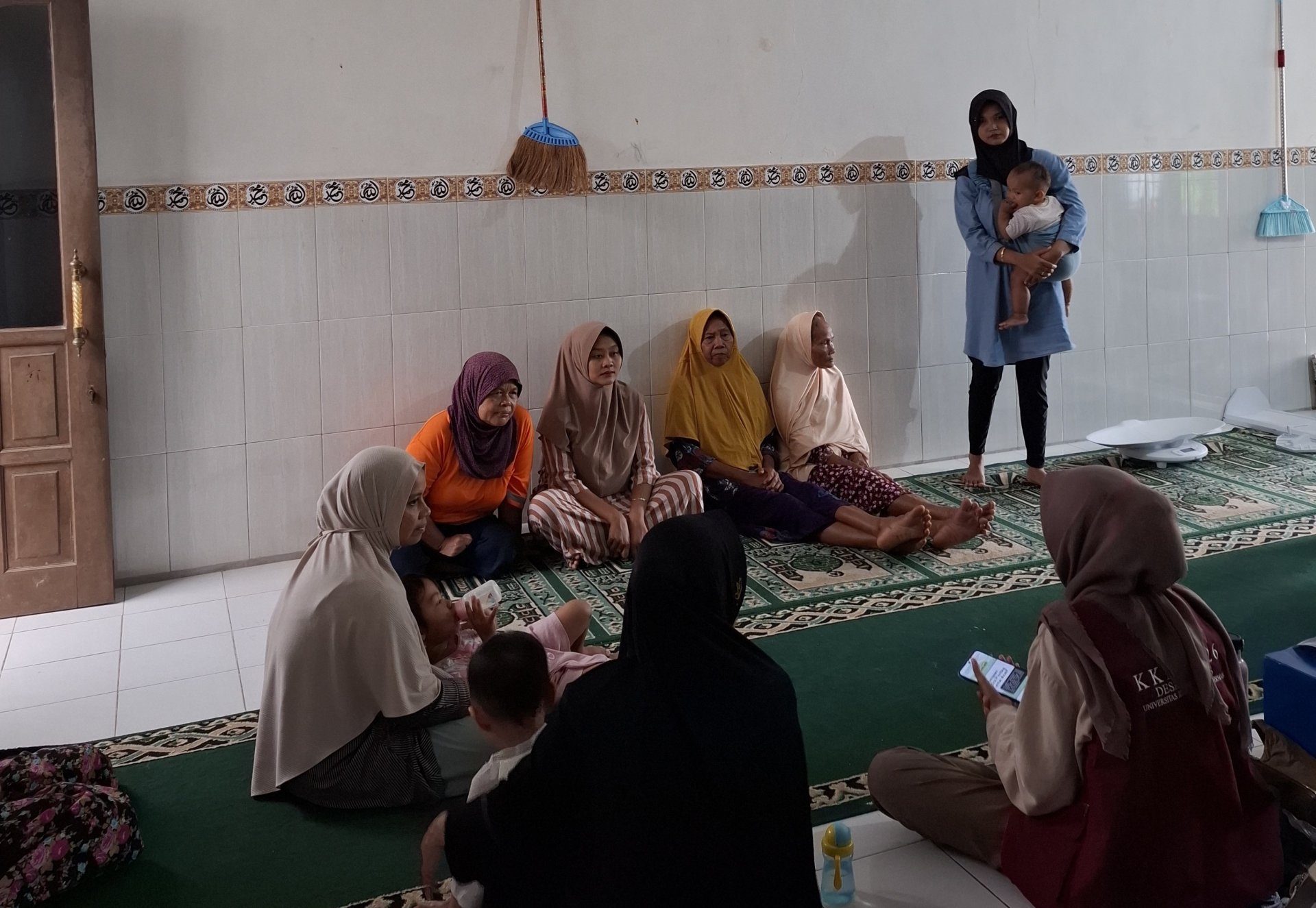 Pendampingan Posyandu Lestari 1 dan Sosialisasi Gizi Seimbang Desa Bodaskarangjati