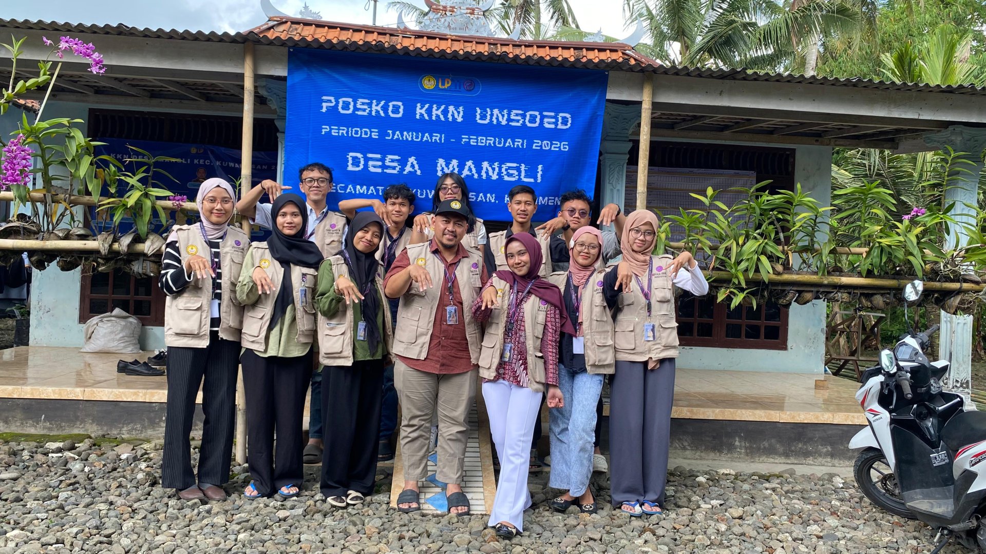 Hari ke-8: Kunjungan DPL ke Posko