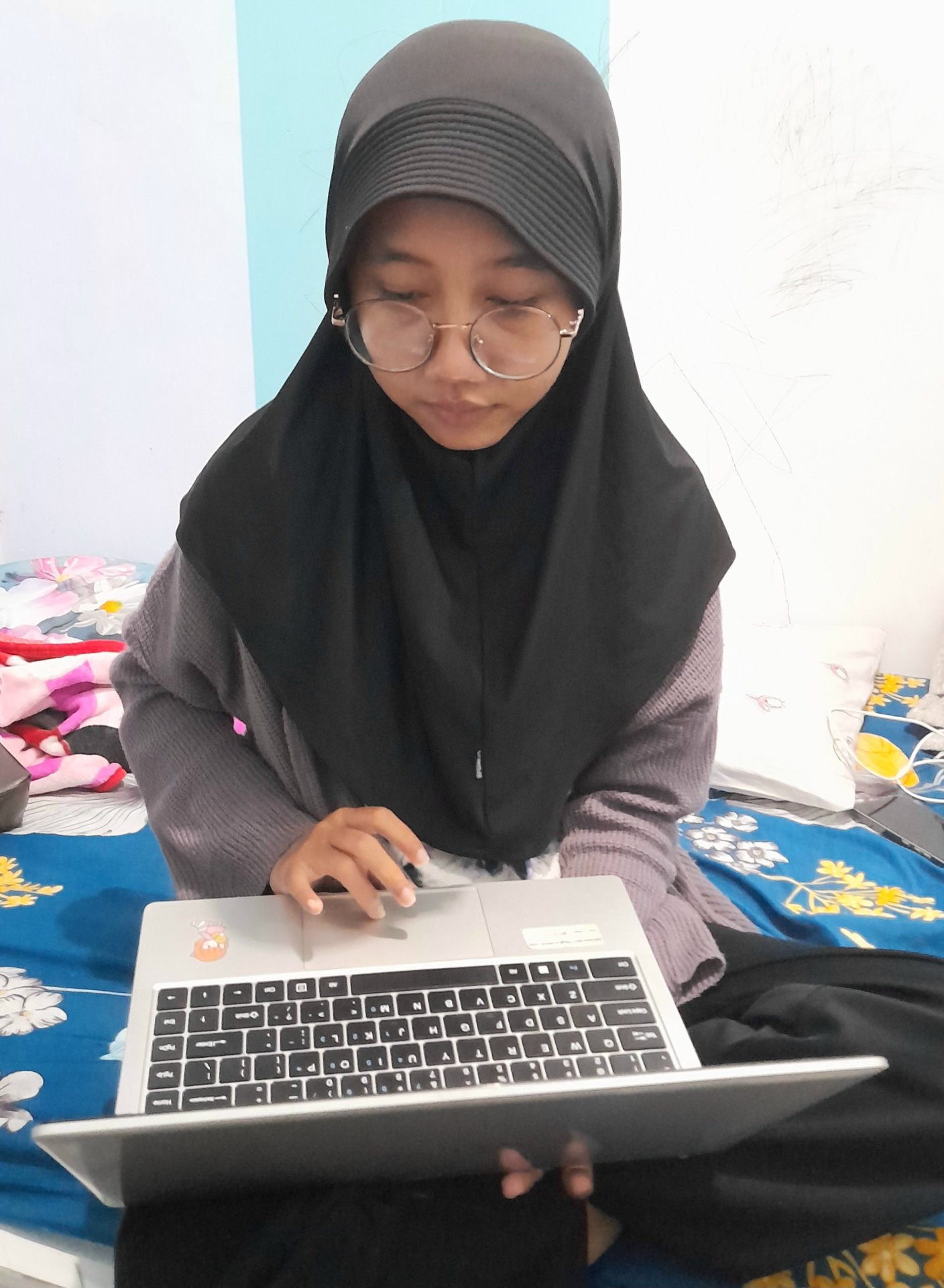 Menyiapkan materi untuk proker selanjutnya