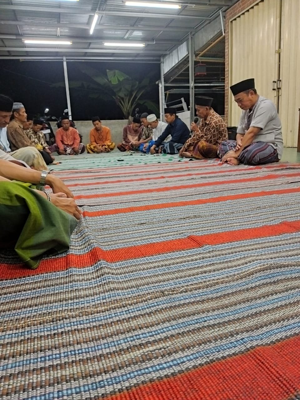 Tahlilan Bersama Warga RT 4 RW 5