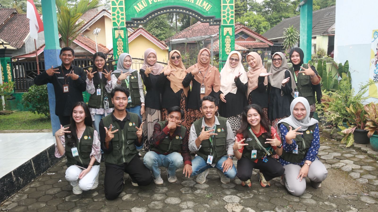 Hari Kesembilan KKN — Sosialisasi dan Kegiatan Keagamaan