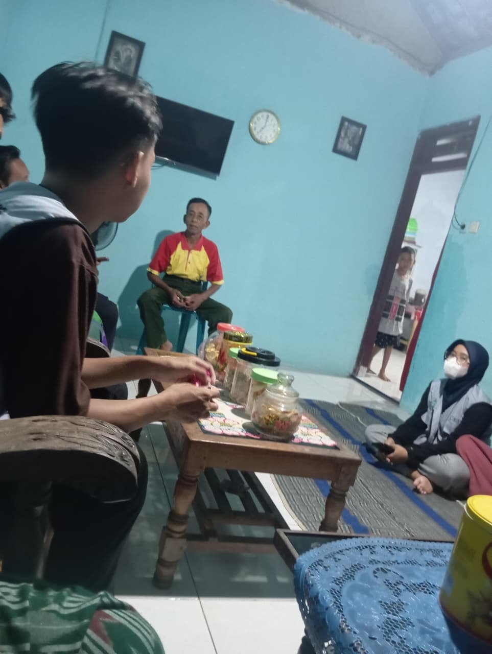 Silaturahmi ke Kepala RW 04