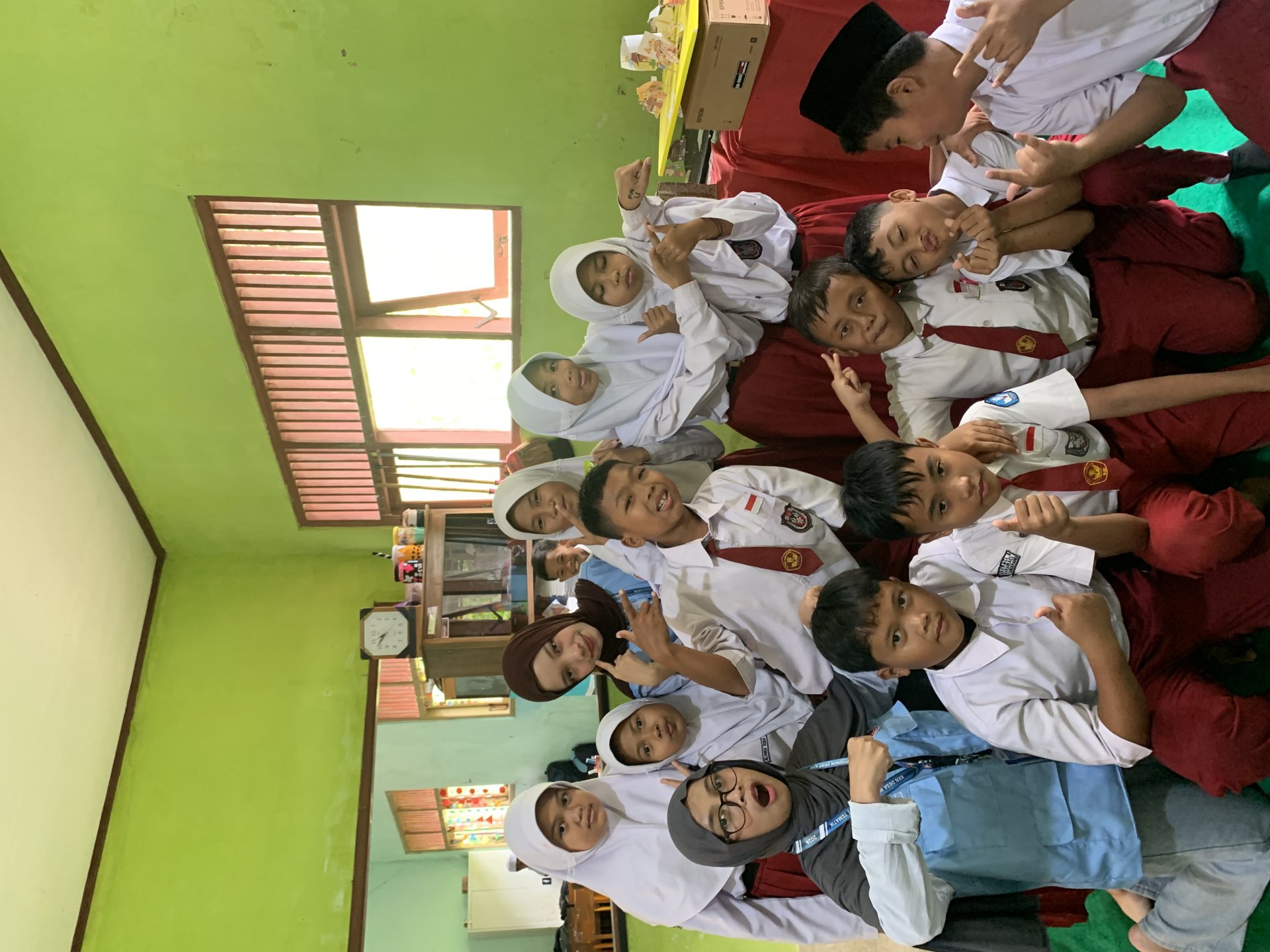 Pelaksanaan Edukasi Kebencanaan pada Sekolah Dasar dan Partisipasi Kegiatan Desa di Desa Windujaya