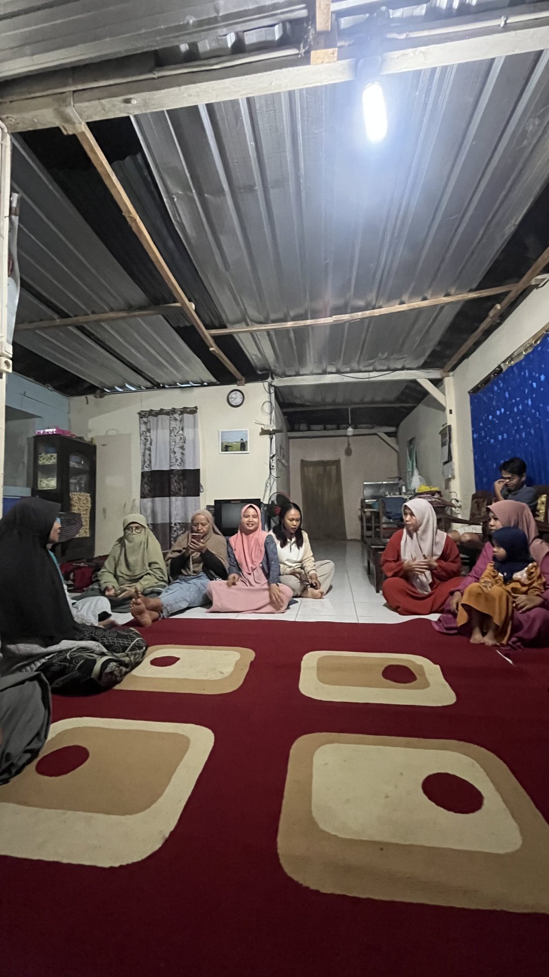 Diskusi Persiapan Kegiatan Senam Bersama Warga Desa Tanalum