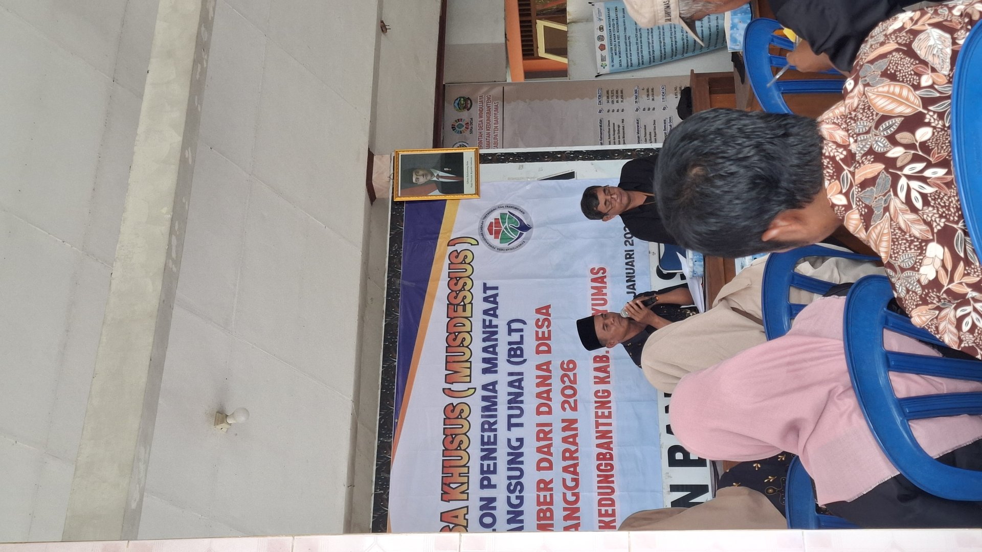 Musyawarah desa, mengajar sd, dan kunjungan pak kadus