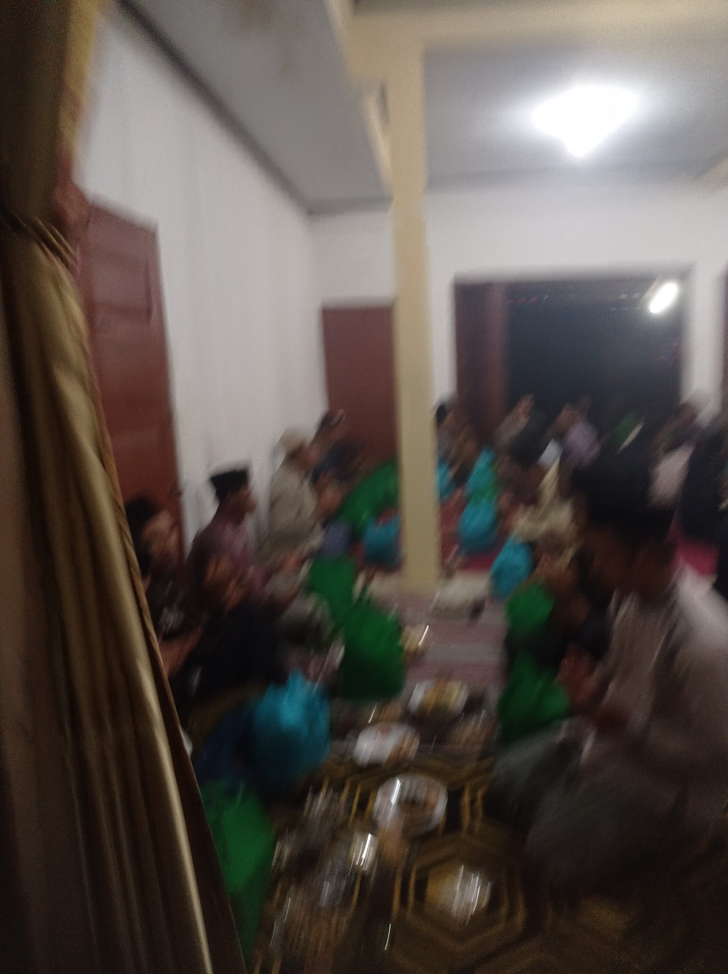 Tahlilan di Rumah Posko