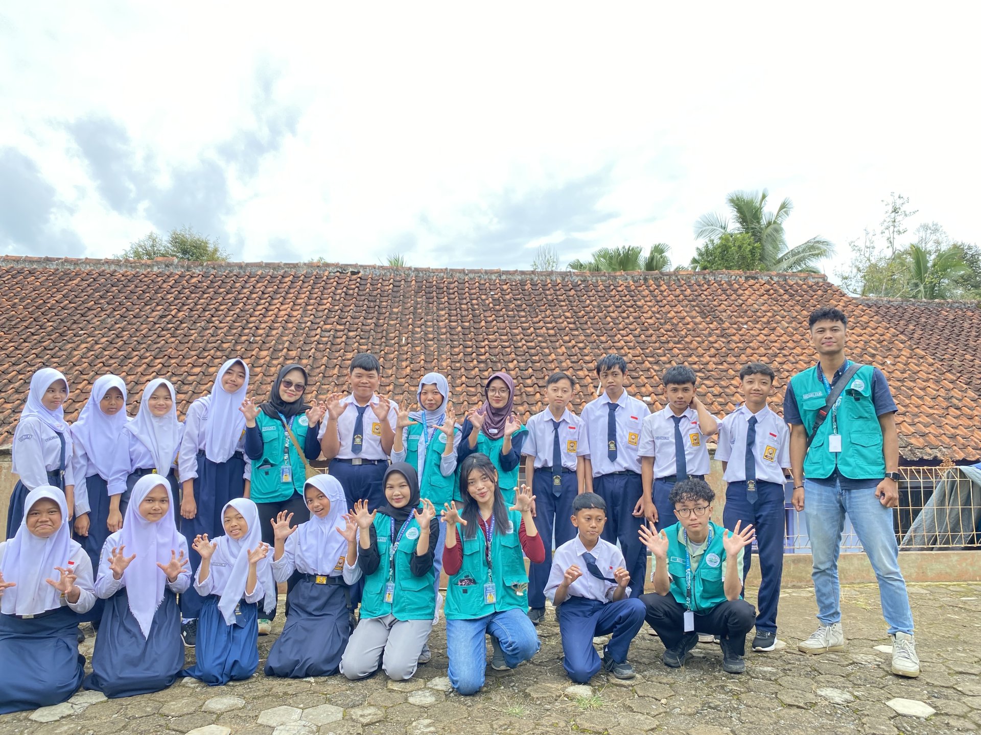 Rangkaian Kegiatan KKN Bidang Lingkungan dan Pendidikan