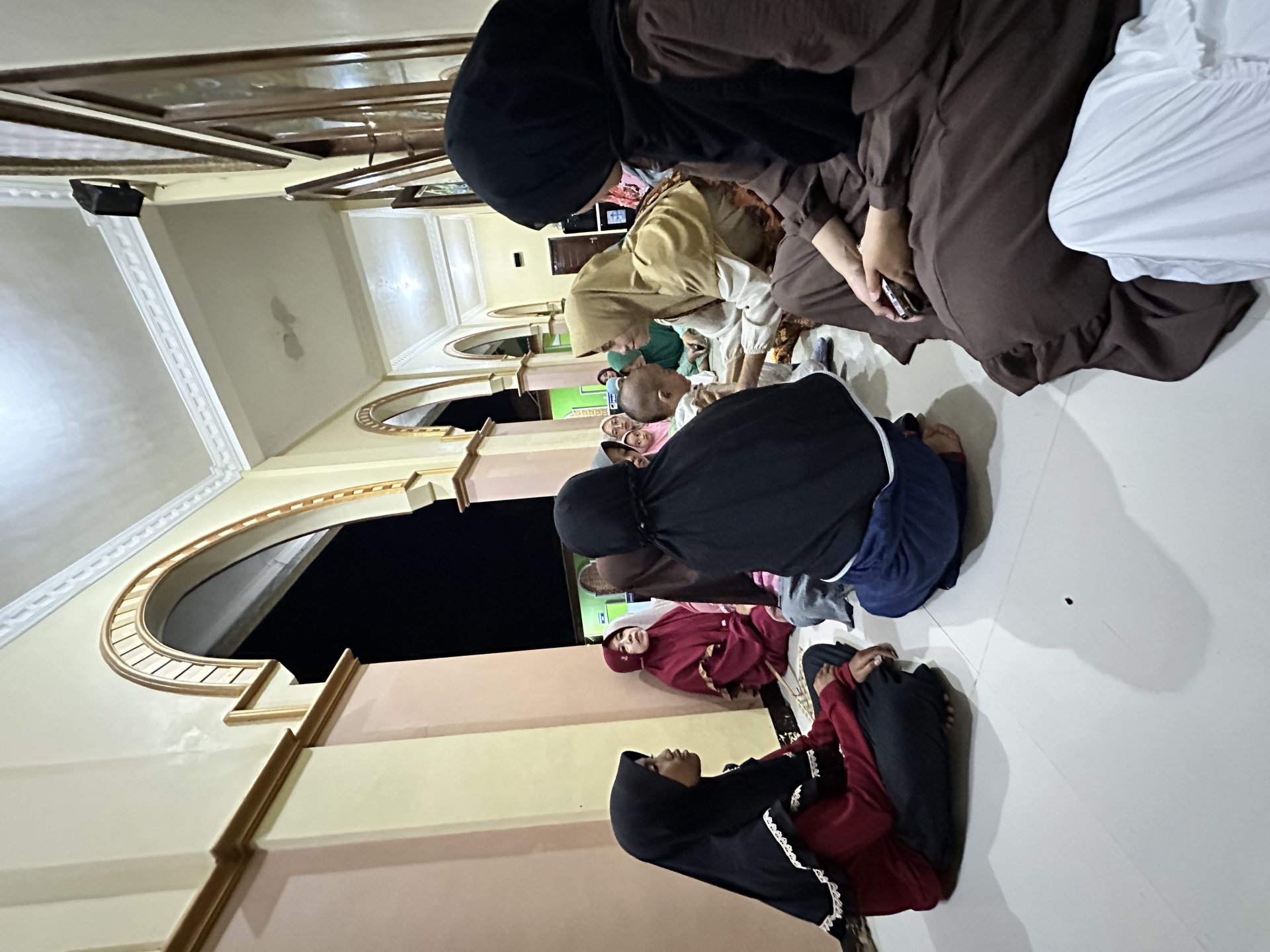 Mengikuti acara Rajaban