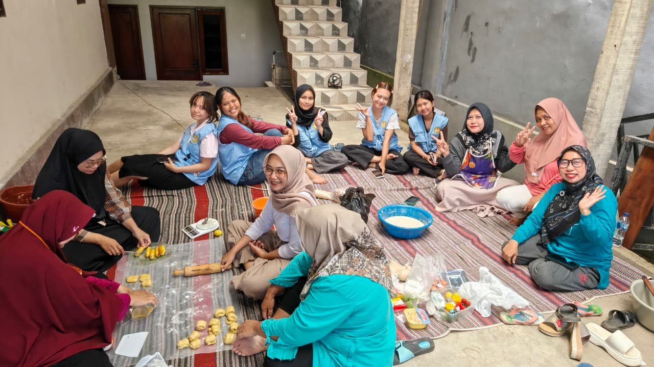 Kegiatan Pelatihan Membuat Kue