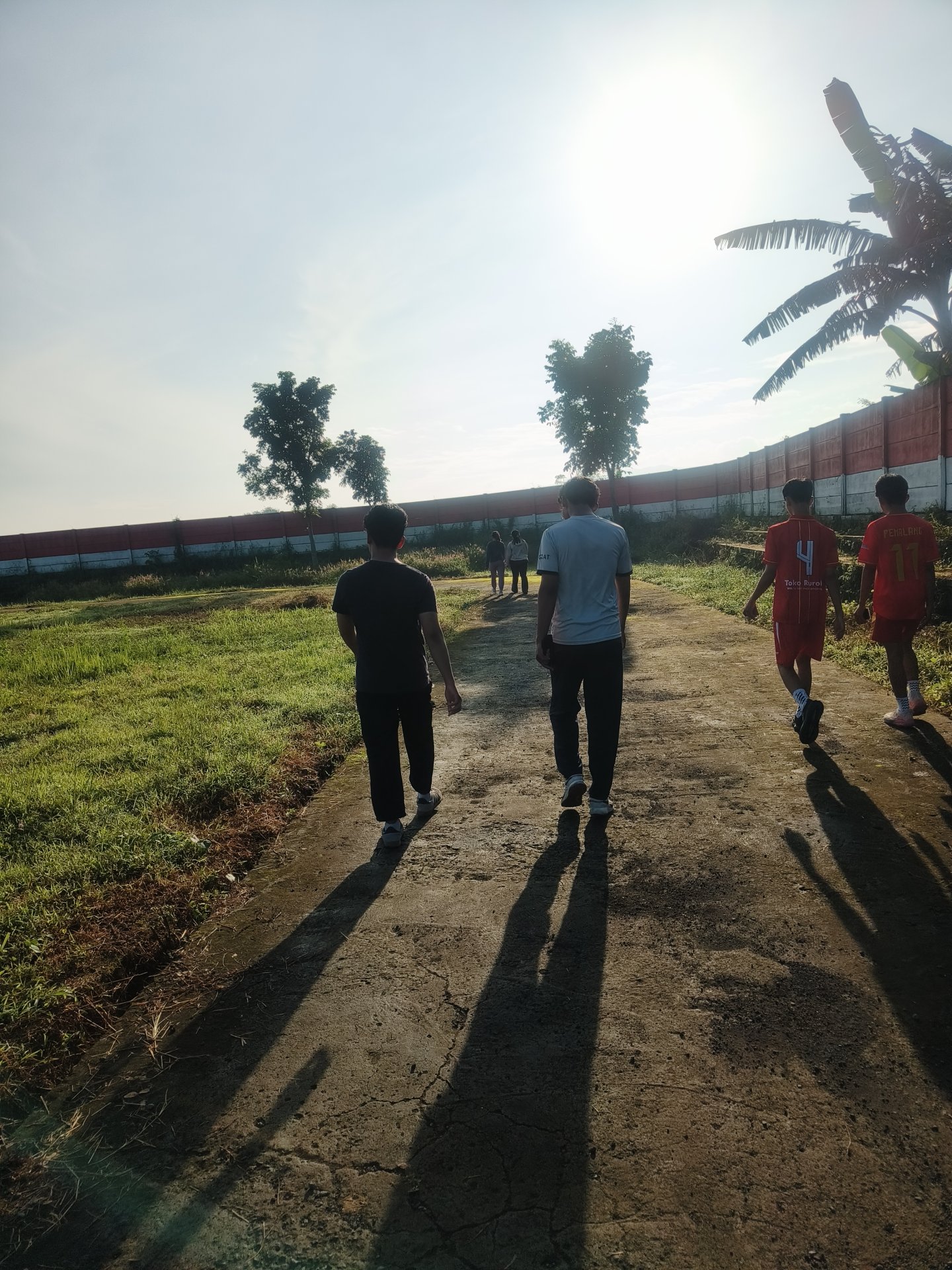 Hari ke 10 KKN Sikasur (Olahraga dengan UGM)