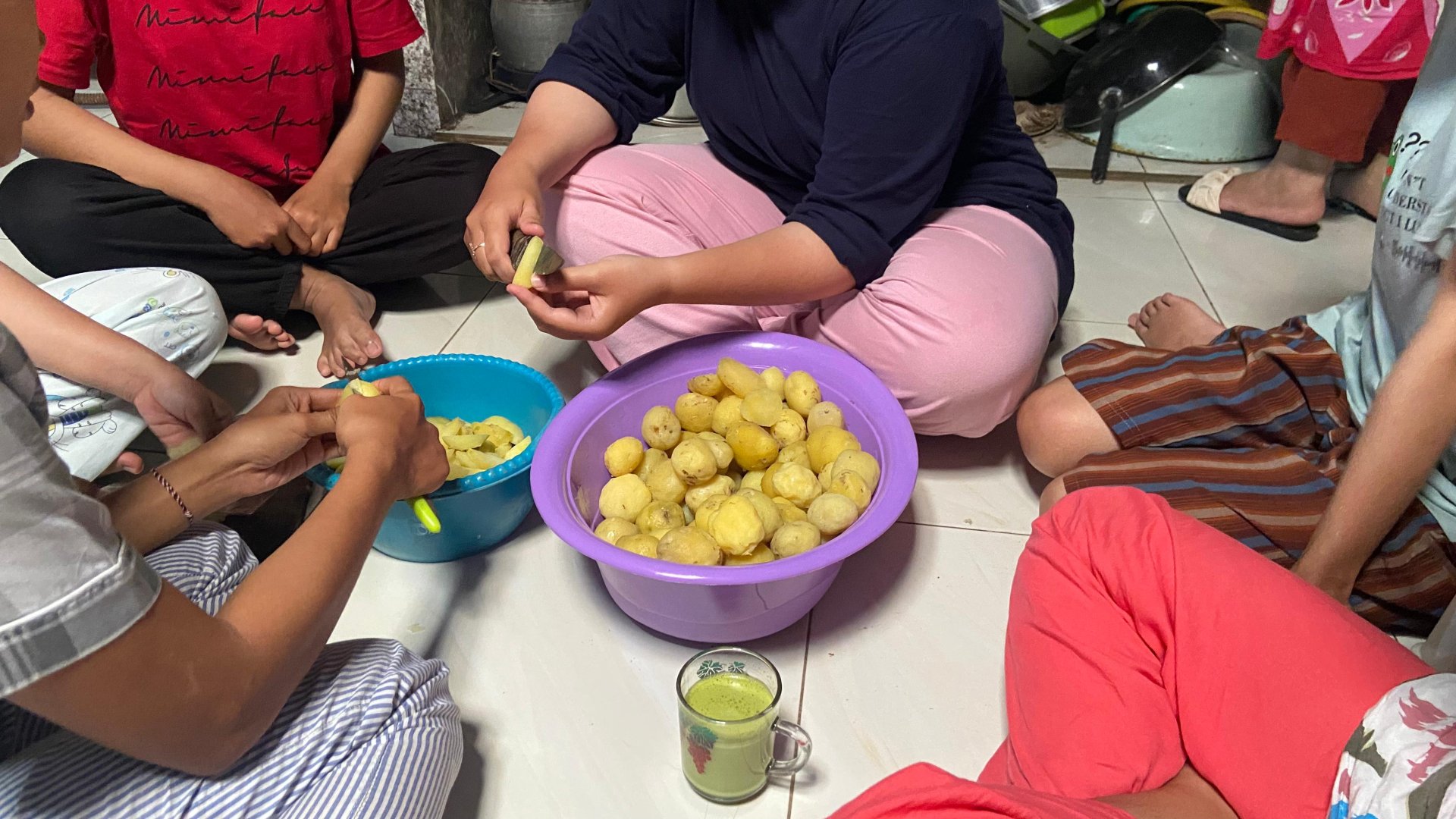 Kegiatan Bersih-Bersih Posko dan Persiapan Pengajian