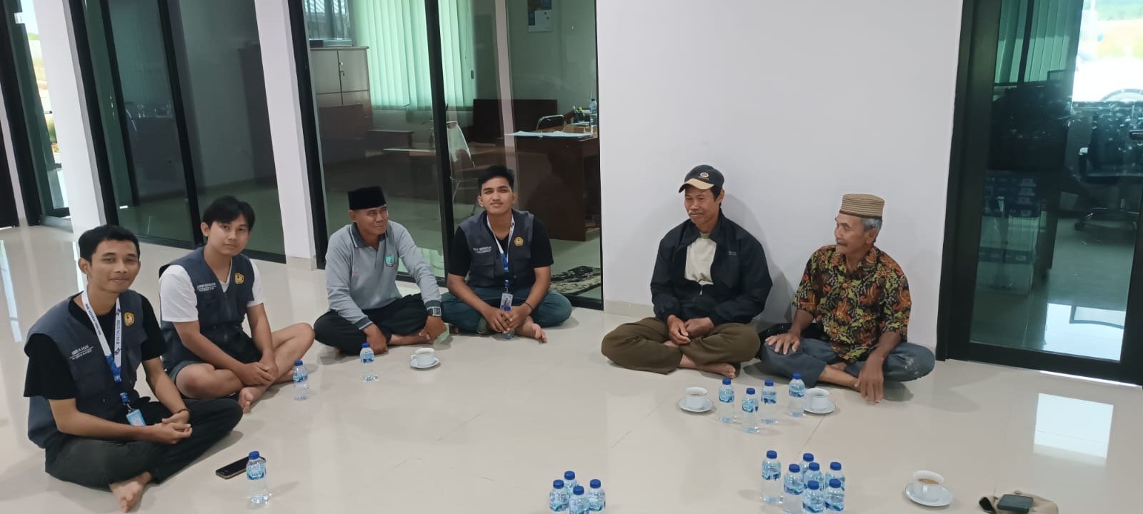 Kunjungan ke PT BE dan ngedaong ke rumah warga