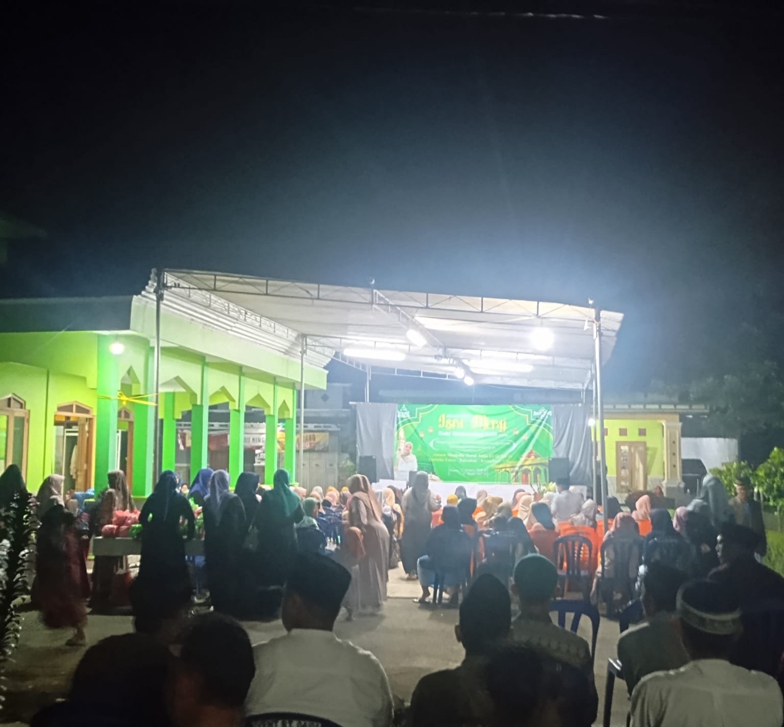 Day 10 : Menghadiri peringatan isra mi'raj