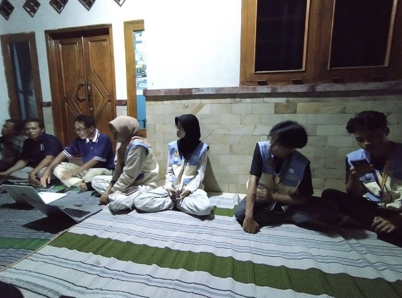 Pendampingan UMKM Keripik Pisang dan Sosialisasi Digitalisasi UMKM