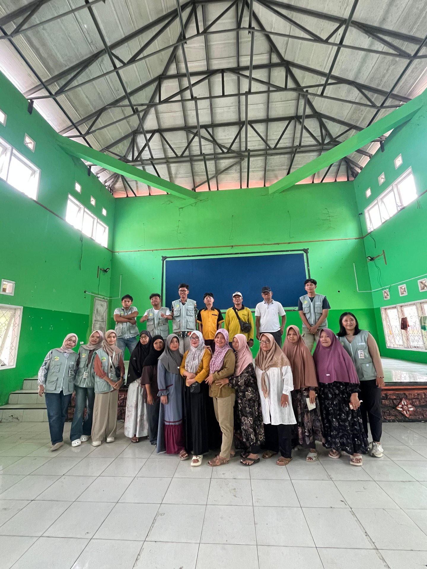 Kegiatan Penyuluhan Pembuatan POC dan Pestisida Nabati