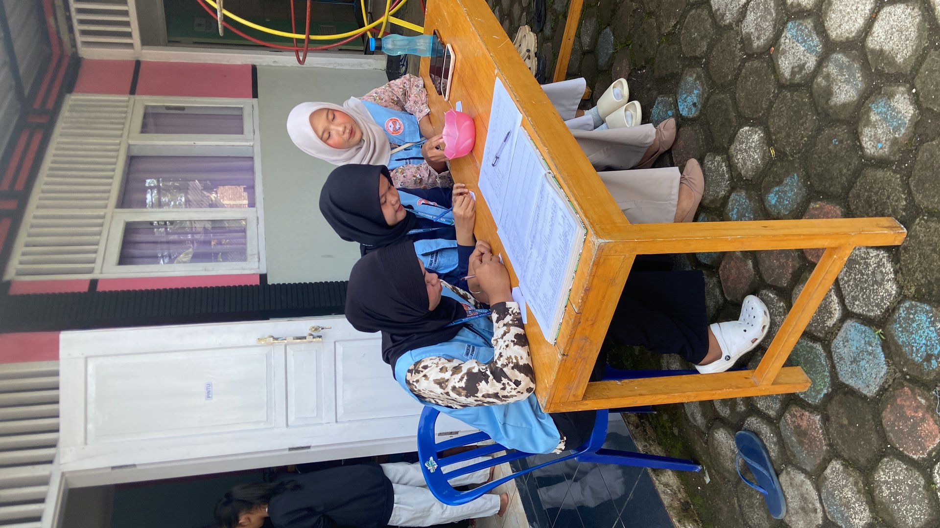 POSYANDU DESA WINDUJAYA DAN SURVEY LOKASI BENCANA ALAM DENGAN BAPAK AMIN (KEPALA DUSUN)