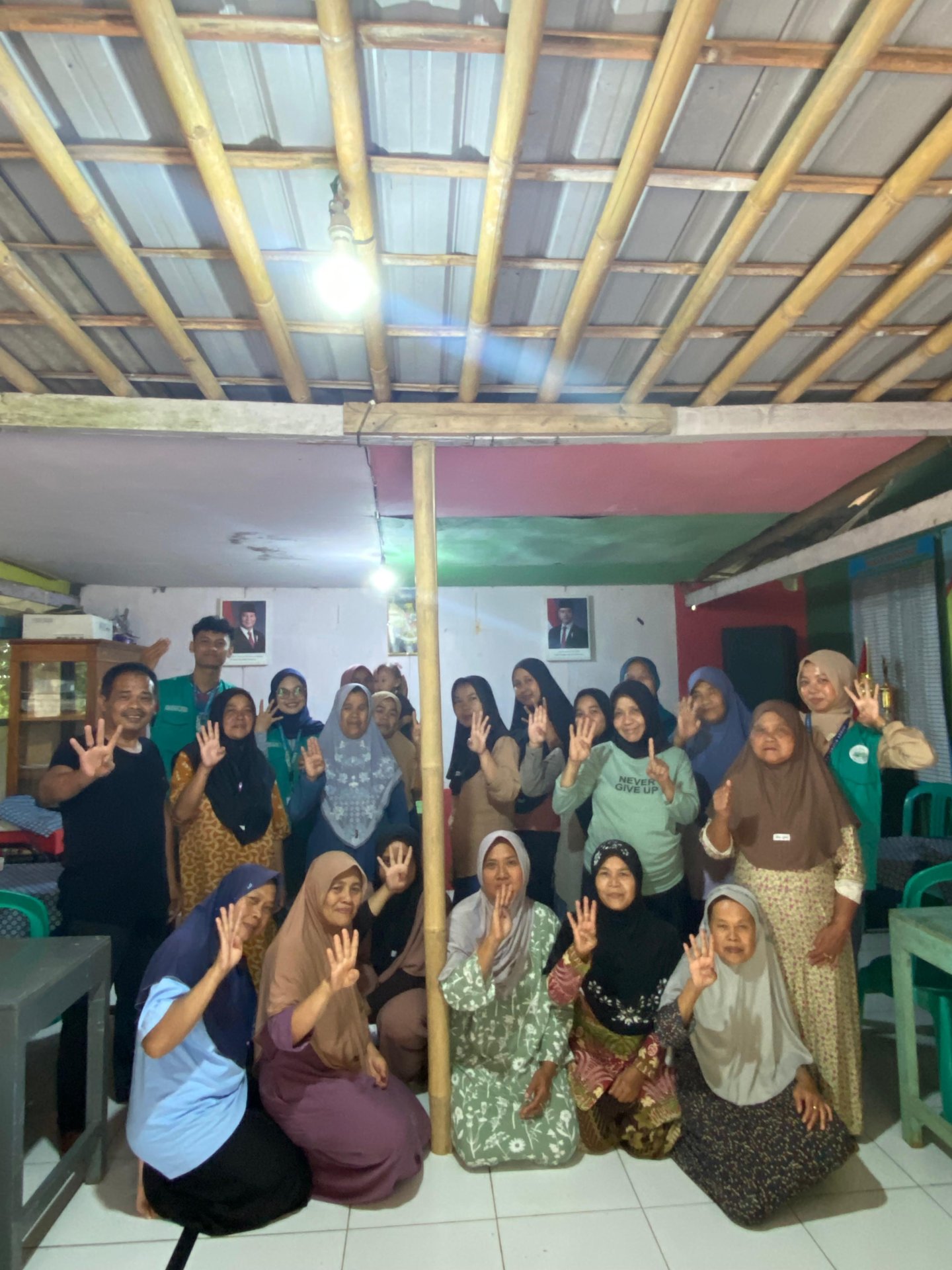 Sosialisasi UMKM dan Pemberian P3K