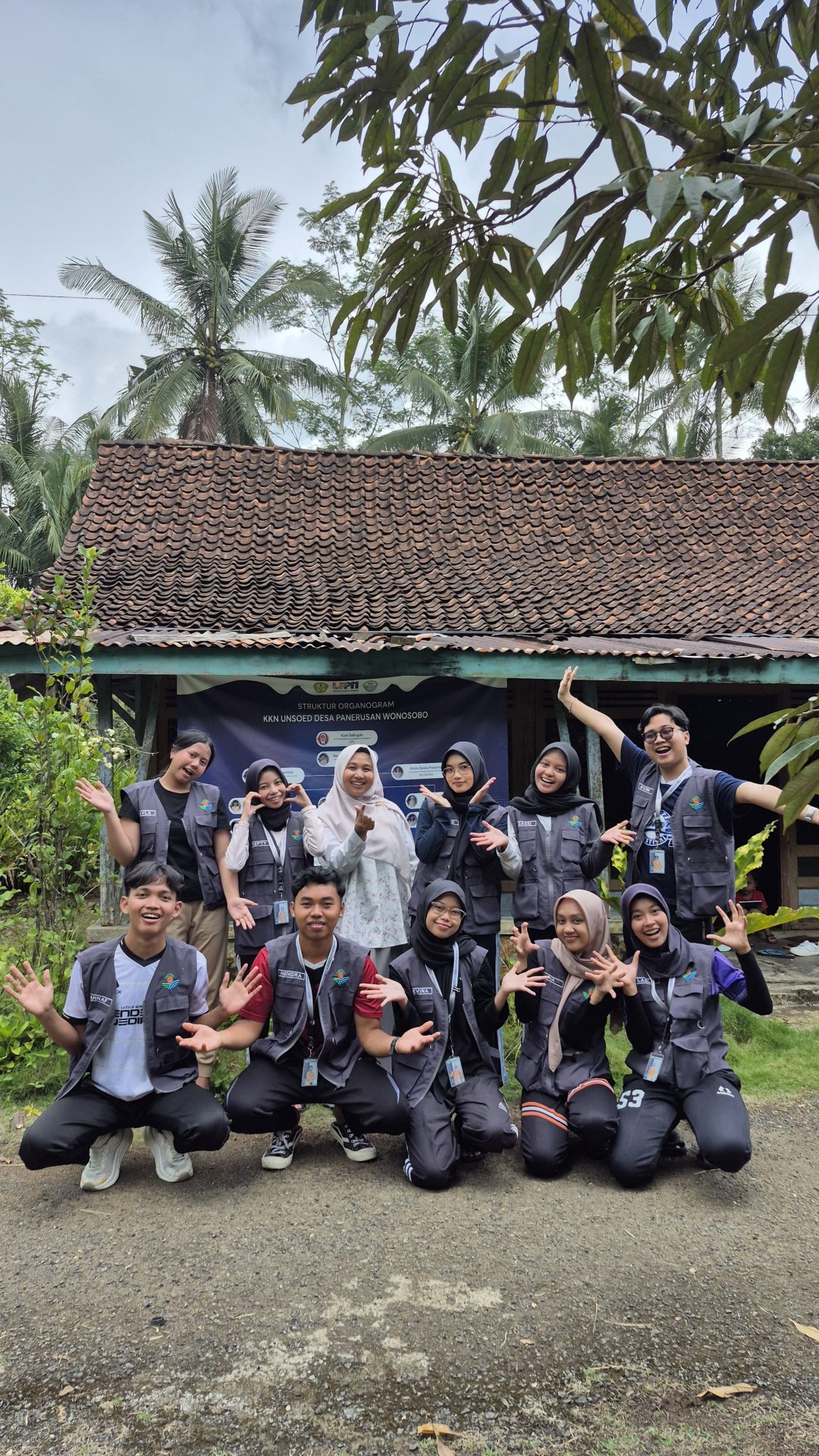 Senam dan Sosialisasi PHBS