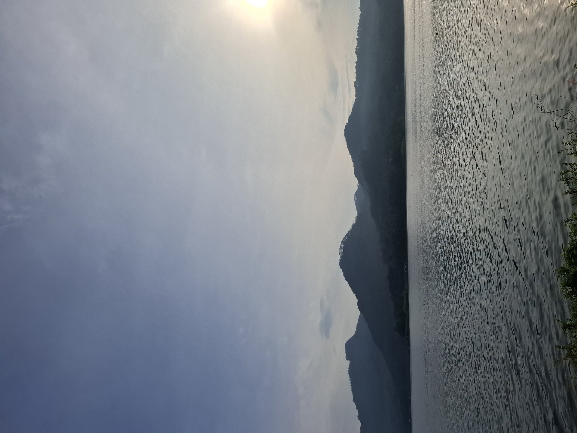 Jalan sehat di pagi hari