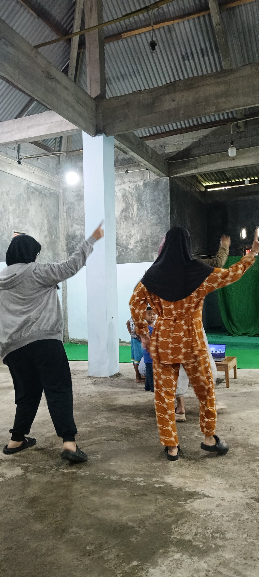 DAY 11 : Latihan Senam