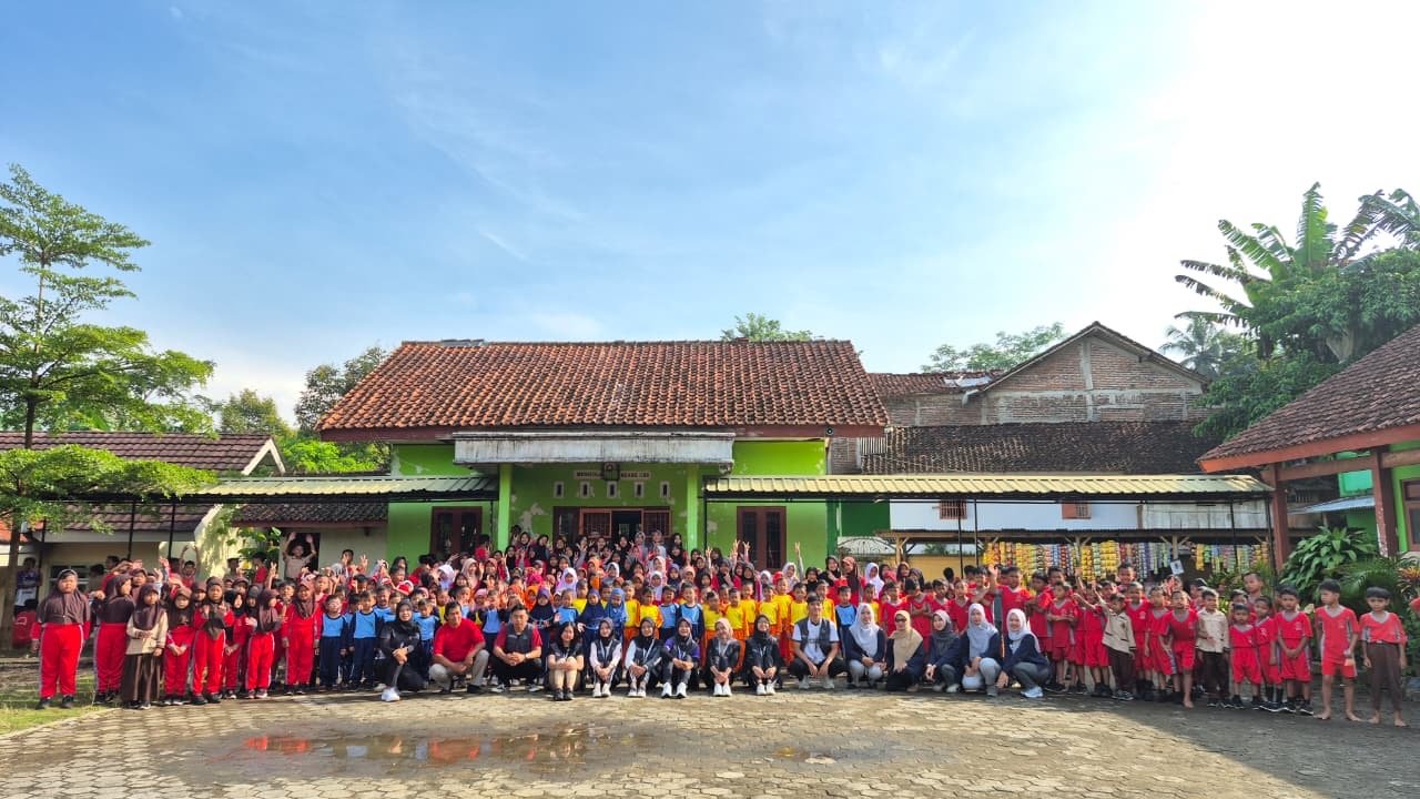 Senam dan Sosialisasi PHBS