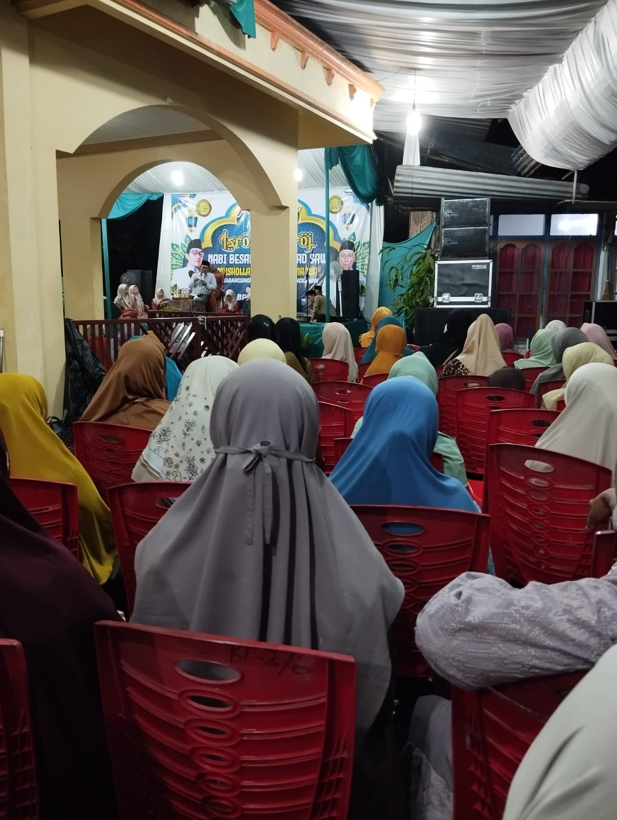 Mengikuti Acara Peringatan Isra Mi'roj Dusun Sawahbera