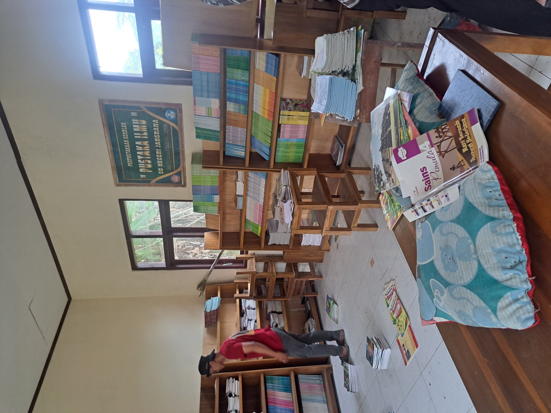 Persiapan Reaktivasi Perpustakaan SD