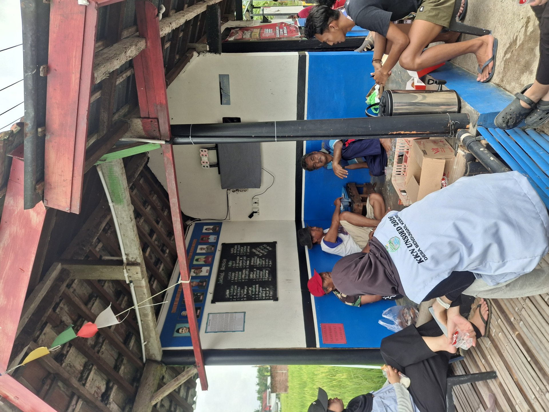 Kerja Bakti Bersama Warga Bendungan