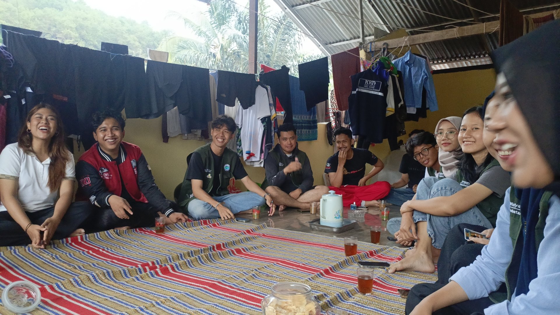 KKN DAY 12 : Visitasi ke Kelompok KKN Desa Besuki