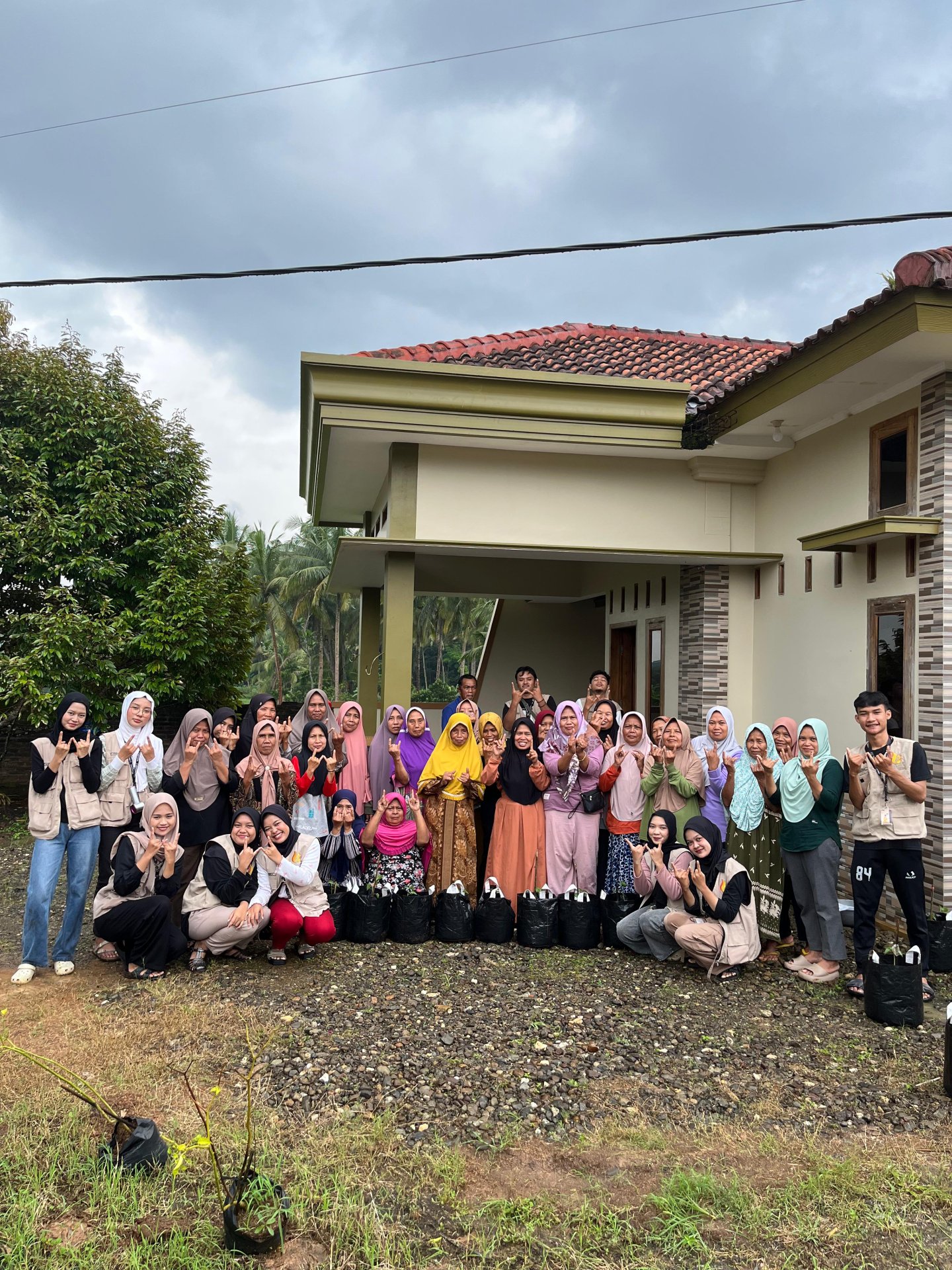 Pelatihan Penanaman Planter Bag