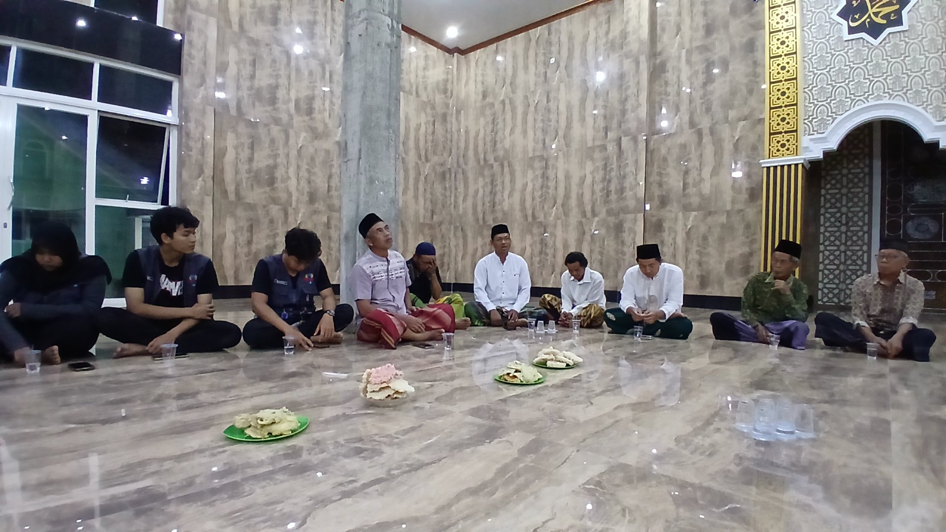 Kegiatan Rapat Bersama Warga