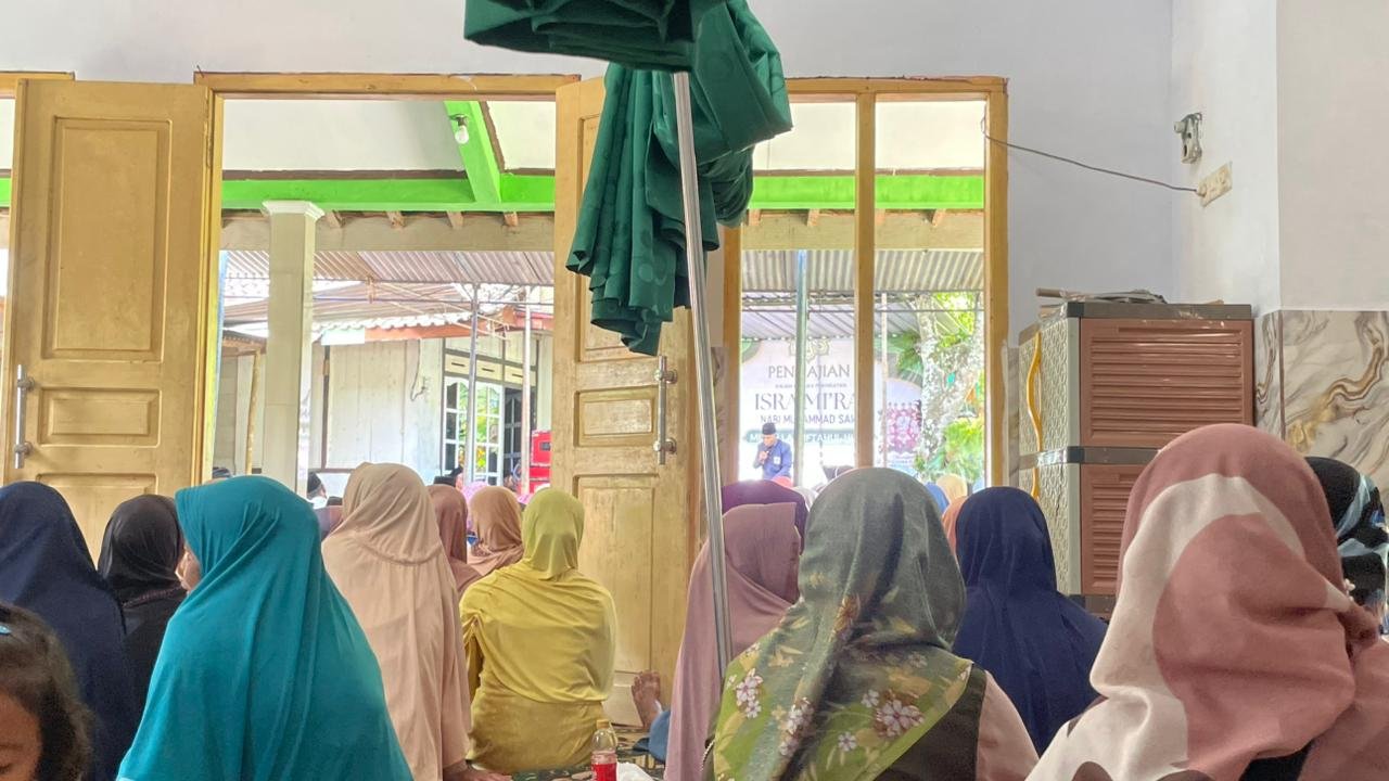 Memperkaya Iman dan Taqwa dengan Mengikuti Pengajian Memperingati Isra Mi'raj.