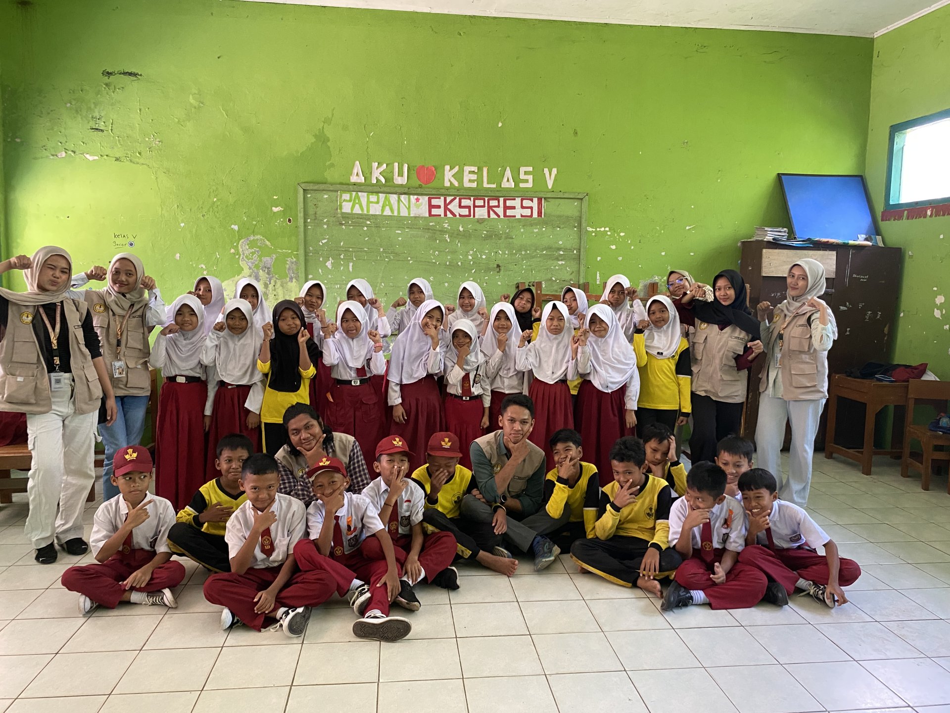 KKN Desa Gumelem Kulon Melakukan Sosialisasi serta Pelatihan Penulisan Kreatif di SD N 1 Gumelem Kulon