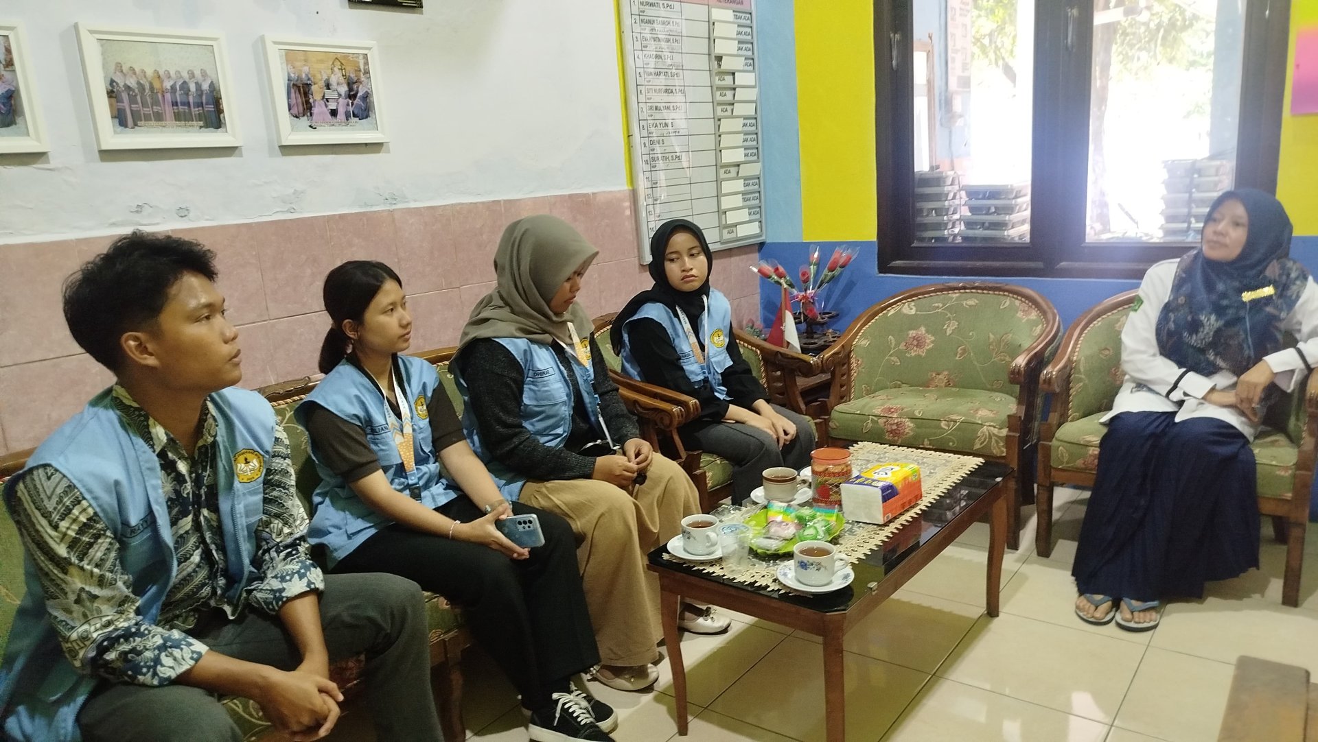 Kunjungan ke Madrasah Ibtidaiyah Desa Losari