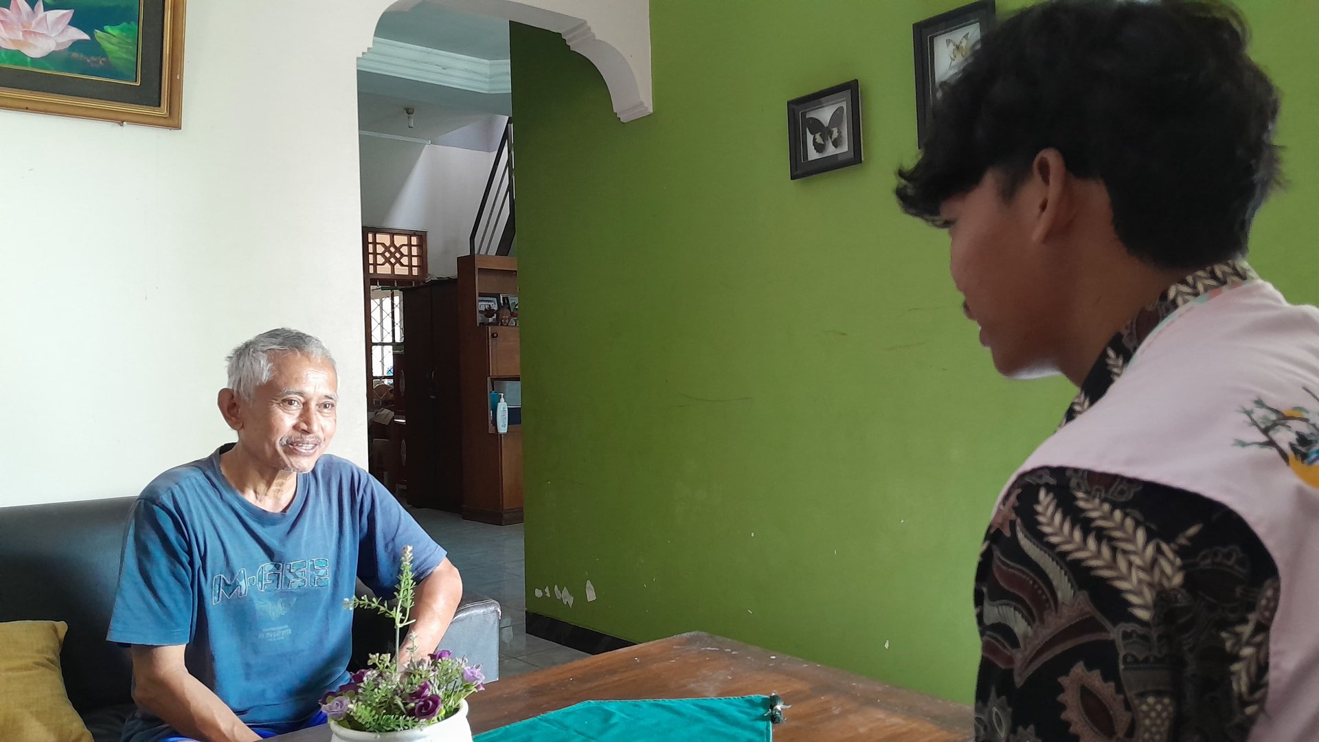 Kunjungan ke Rumah Tokoh Masyarakat - Pak Wakhidin