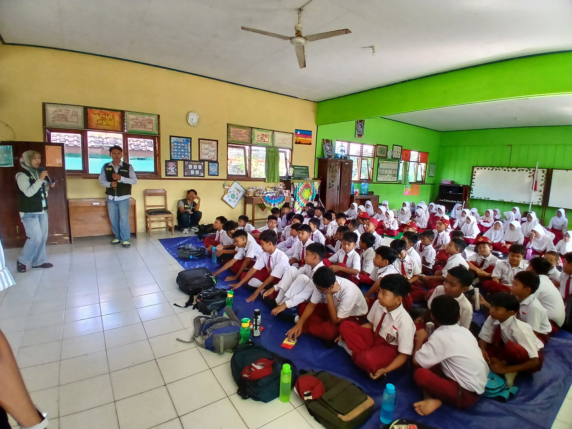 Day 13: Sosialisasi Pengelolaan Sampah di SD