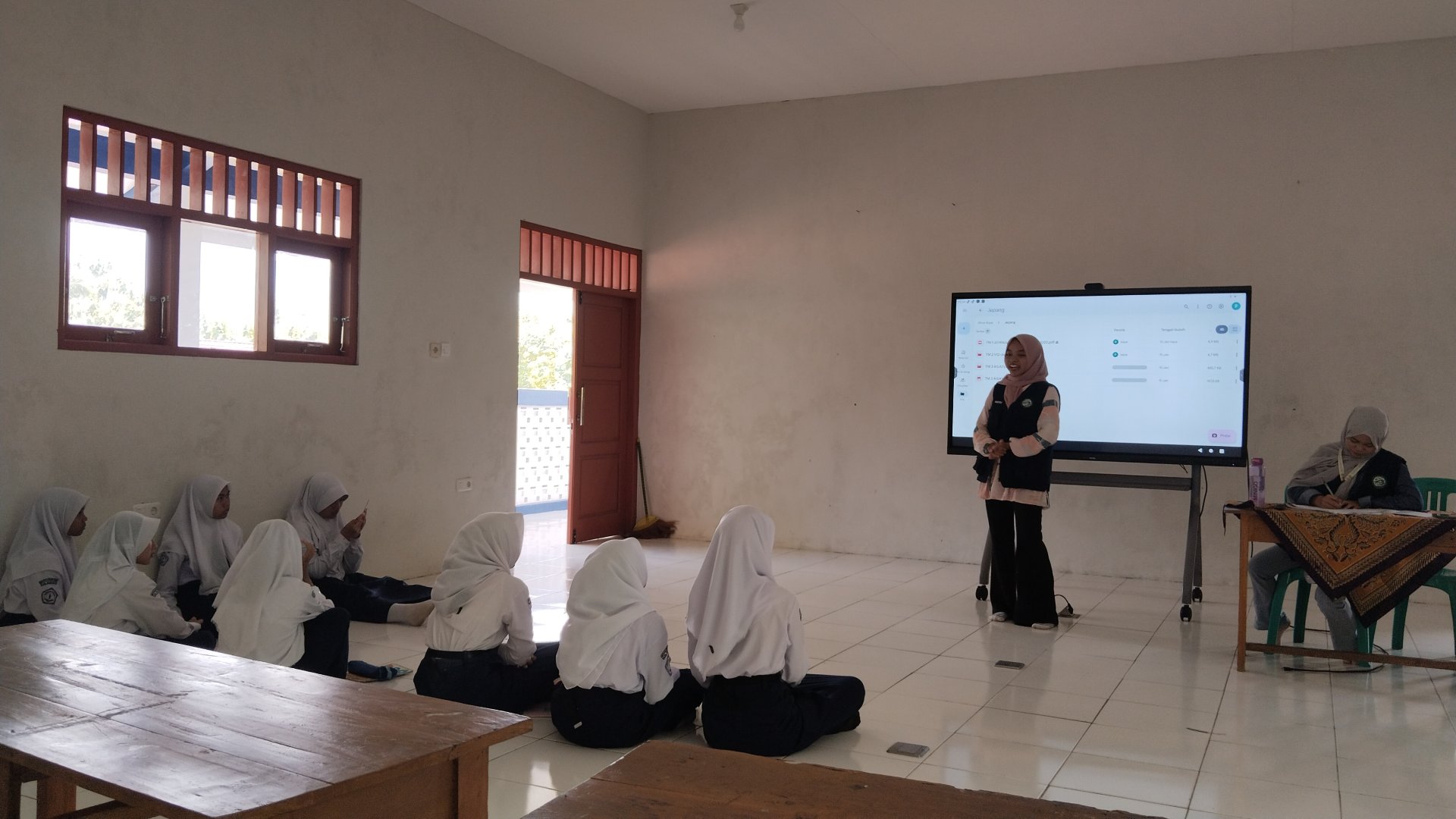 Hari Ketigabelas KKN di Desa Plunjaran