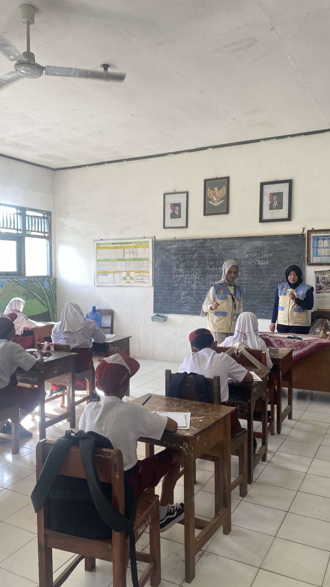 Mengajar SD N 1 Karangkandri