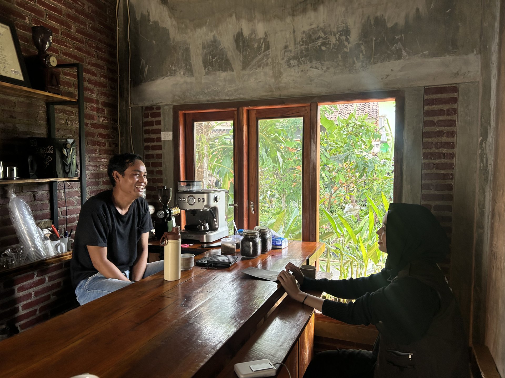 Sosialisasi QRIS kepada UMKM Kopi Sitangkil