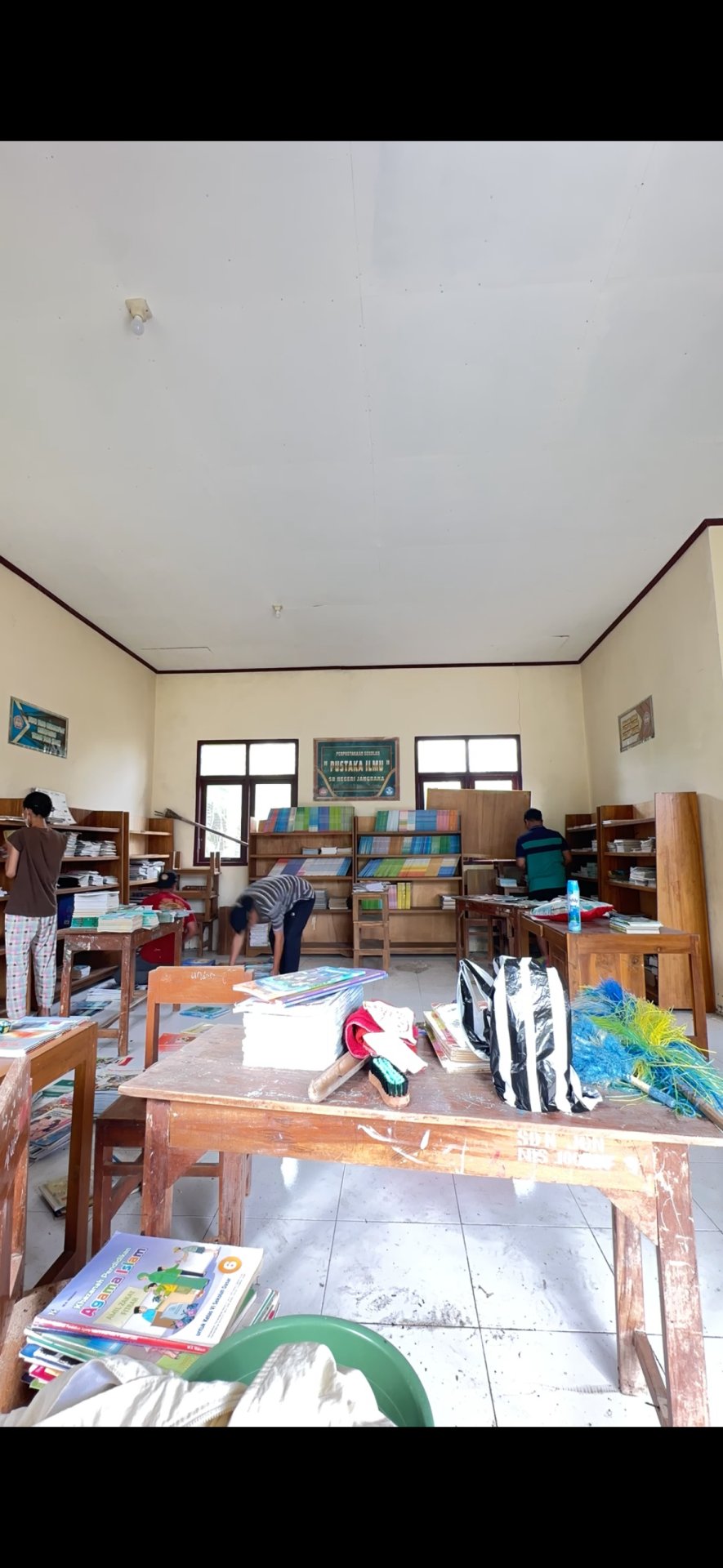 Persiapan Revitalisasi Perpustakaan SD