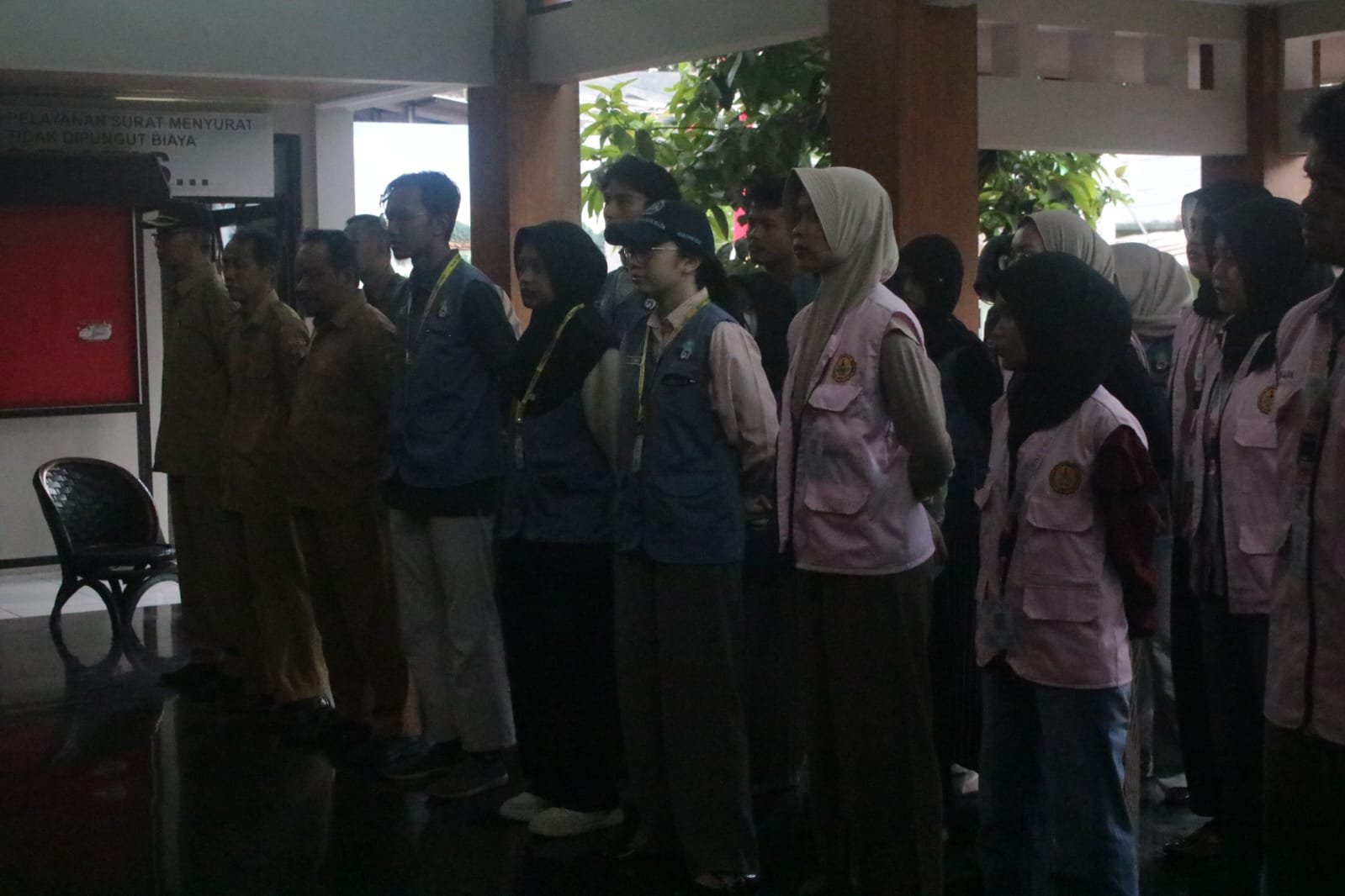 Apel Pagi di balai desa Sikasur