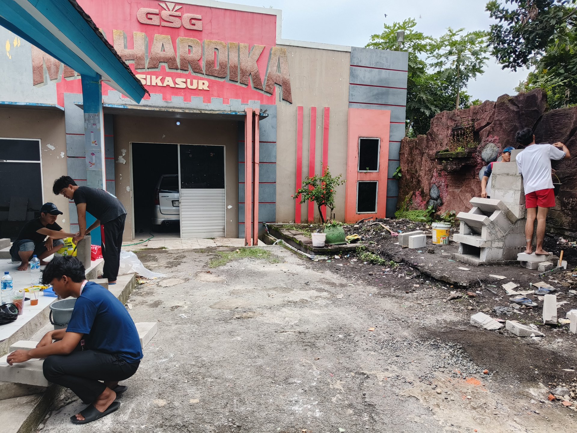 Hari ke 14 KKN Sikasur (membantu UGM membuat Incinerator)