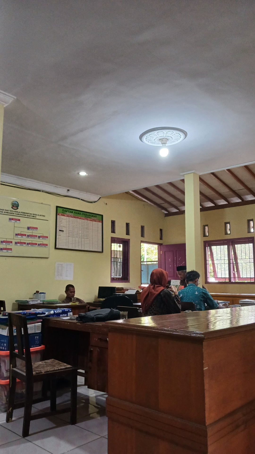 Piket dan membantu pelayanan desa ke-2