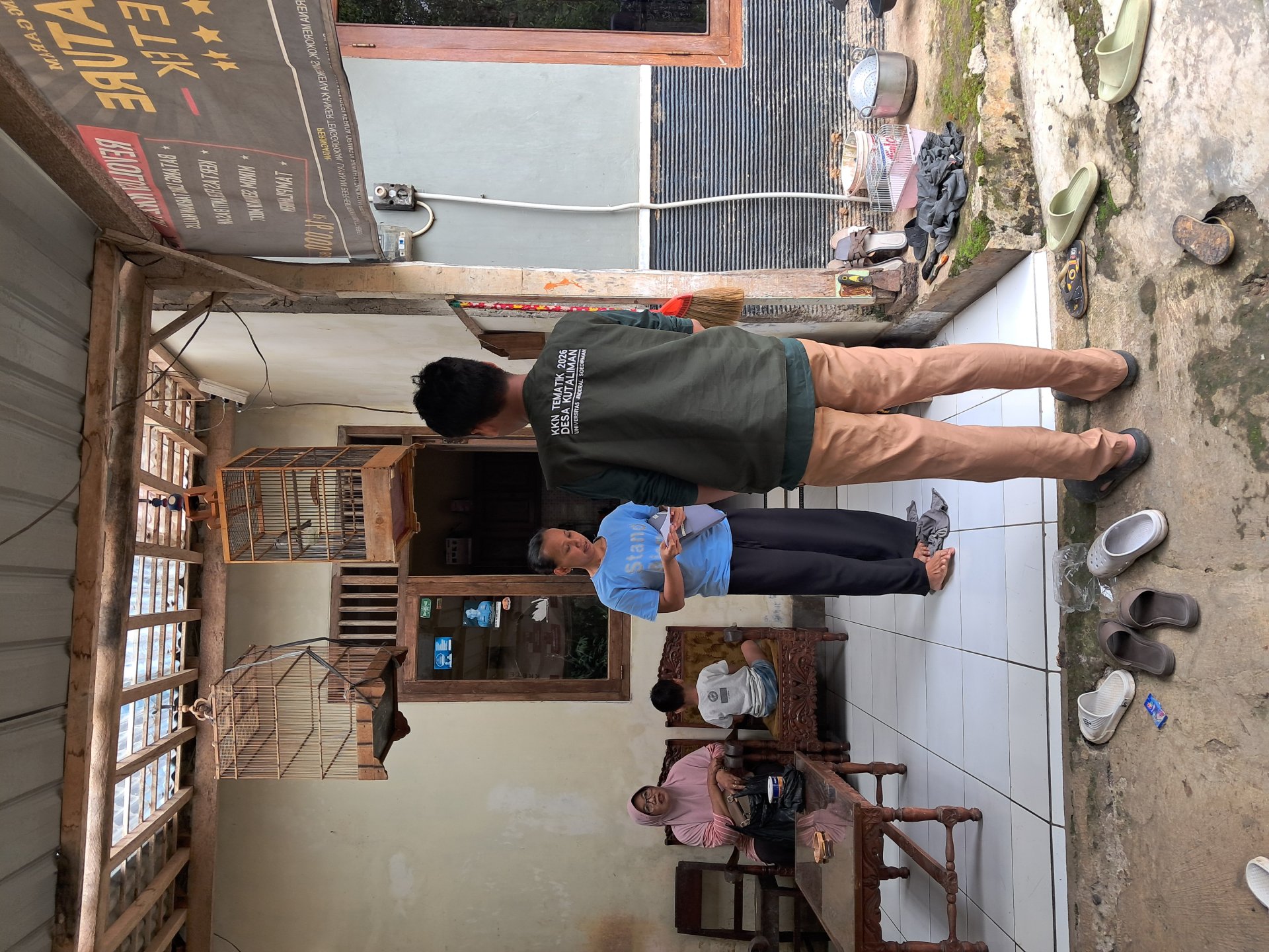 Day 14 kkn tematik desa kutaliman membagikan surat undangan