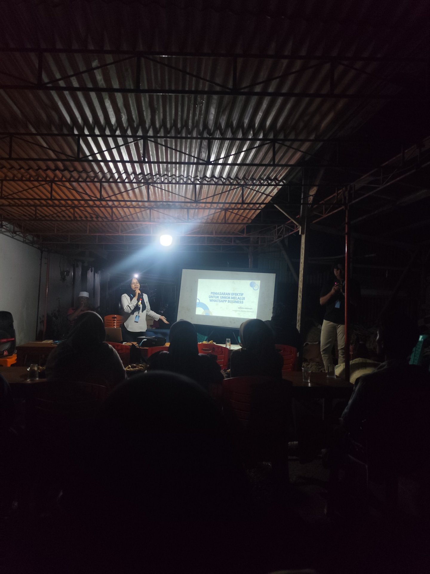 Sosialisasi digital marketing umkm