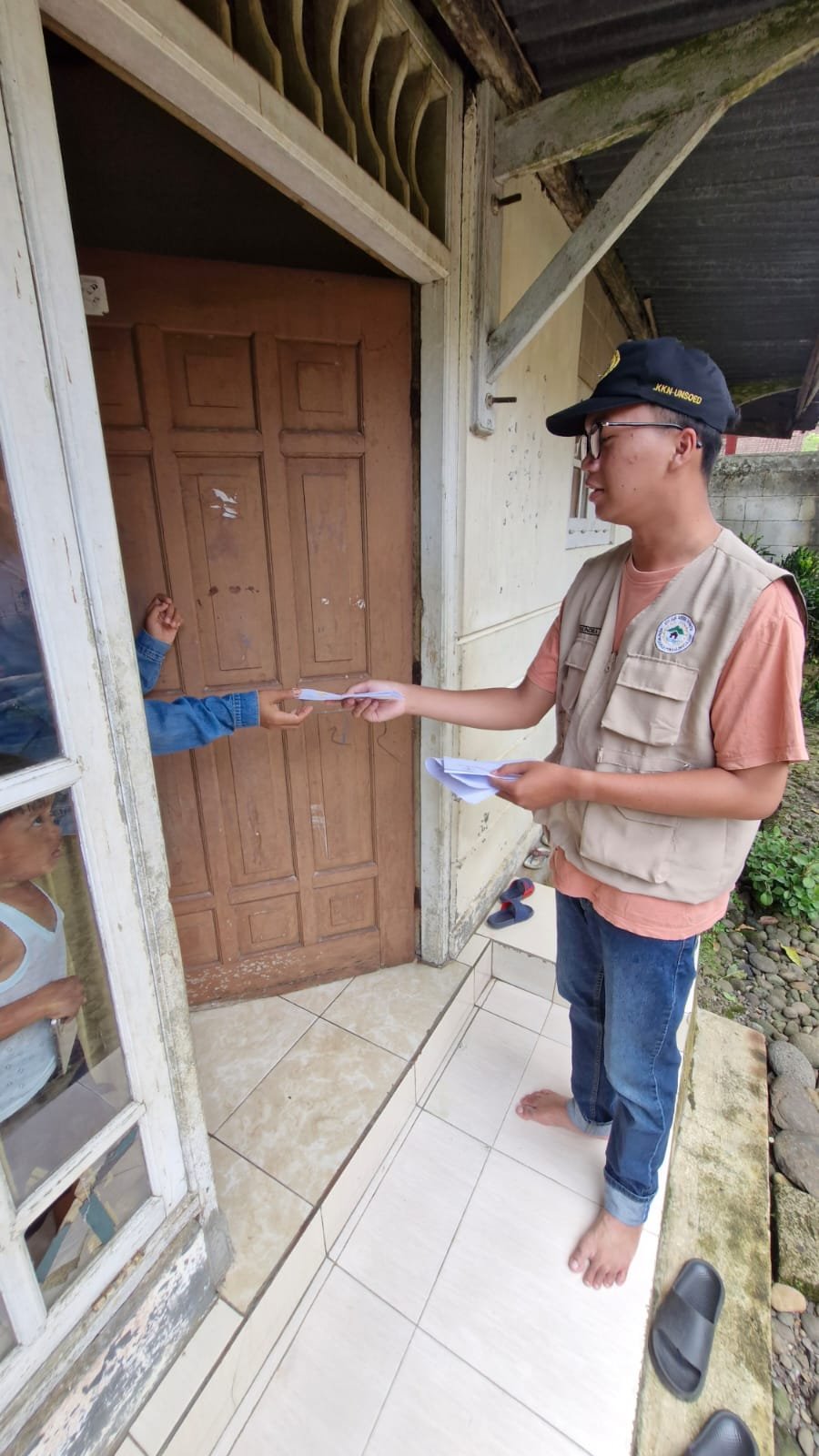 Hari 14 - Penyebaran Undangan Sosialisasi Pemberdayaan Lingkungan