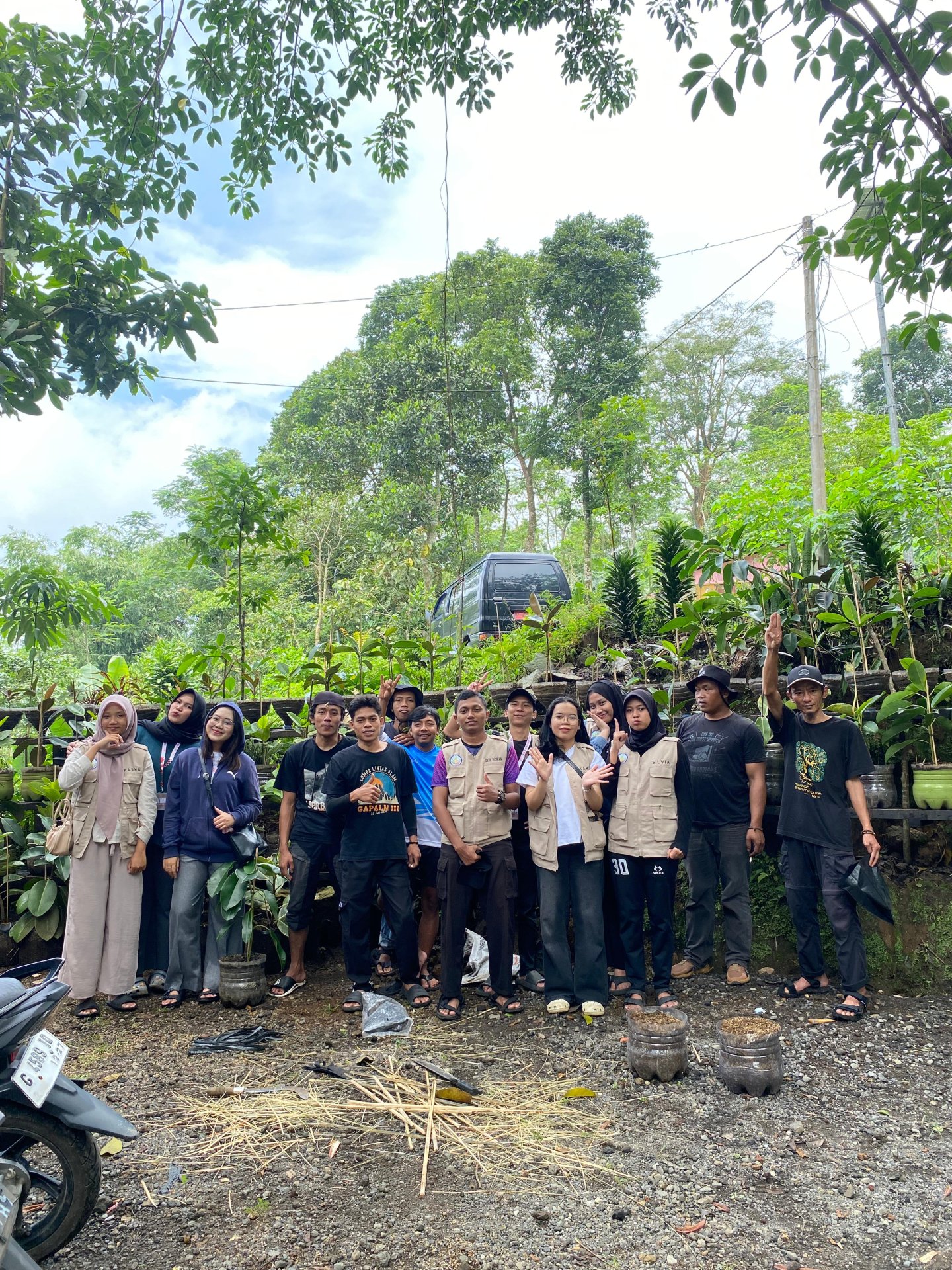 Hari ke-14 KKN di Desa Mendelem