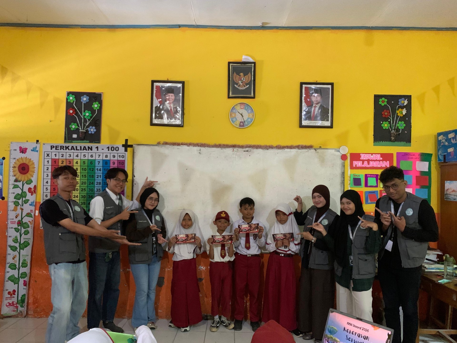 Proker mengajar di SD